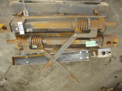 Bottom pouring mechanism for ladles, ±10 t